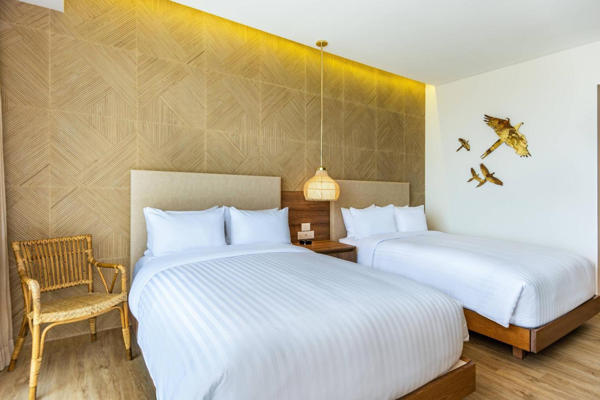Guest room, 2 Double, Partial ocean view, Balcony